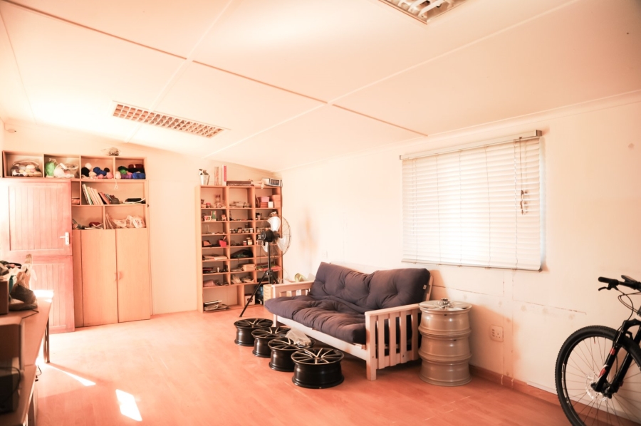 5 Bedroom Property for Sale in McDougall